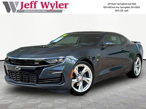 Used 2019 Chevrolet Camaro SS RWD image 1