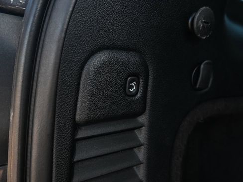 Used 2016 Jeep Grand Cherokee Limited 75th Anniversary image 17