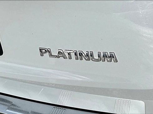Used 2023 Nissan Rogue Platinum w/ Platinum Premium Package image 24