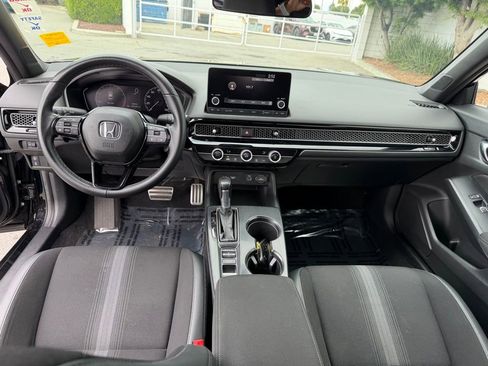 Used 2023 Honda Civic Sport image 15