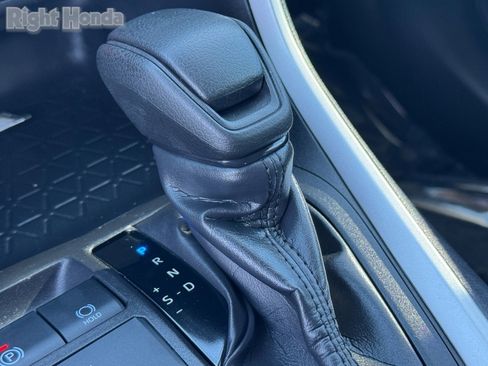 Used 2024 Toyota RAV4 XLE image 22