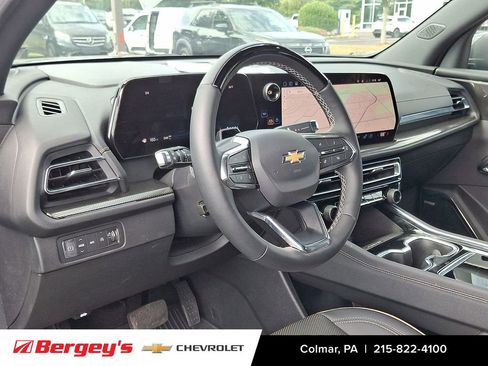 Certified 2025 Chevrolet Traverse High Country image 12