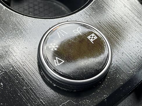 Certified 2022 Nissan Rogue Platinum w/ Head-Up Display Package image 9