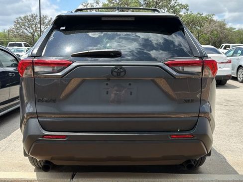 Certified 2023 Toyota RAV4 XLE FWD image 7