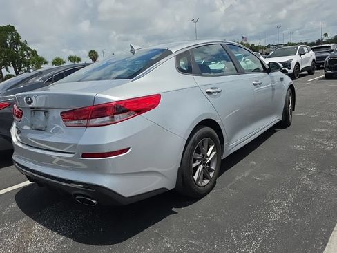 Used 2020 Kia Optima LX FWD image 17