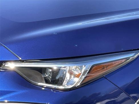 Certified 2024 Subaru Crosstrek 2.0i Premium image 9