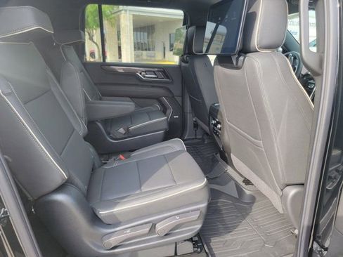 New 2026 GMC Yukon XL Elevation w/ Elevation Premium Package AWD/4WD image 12