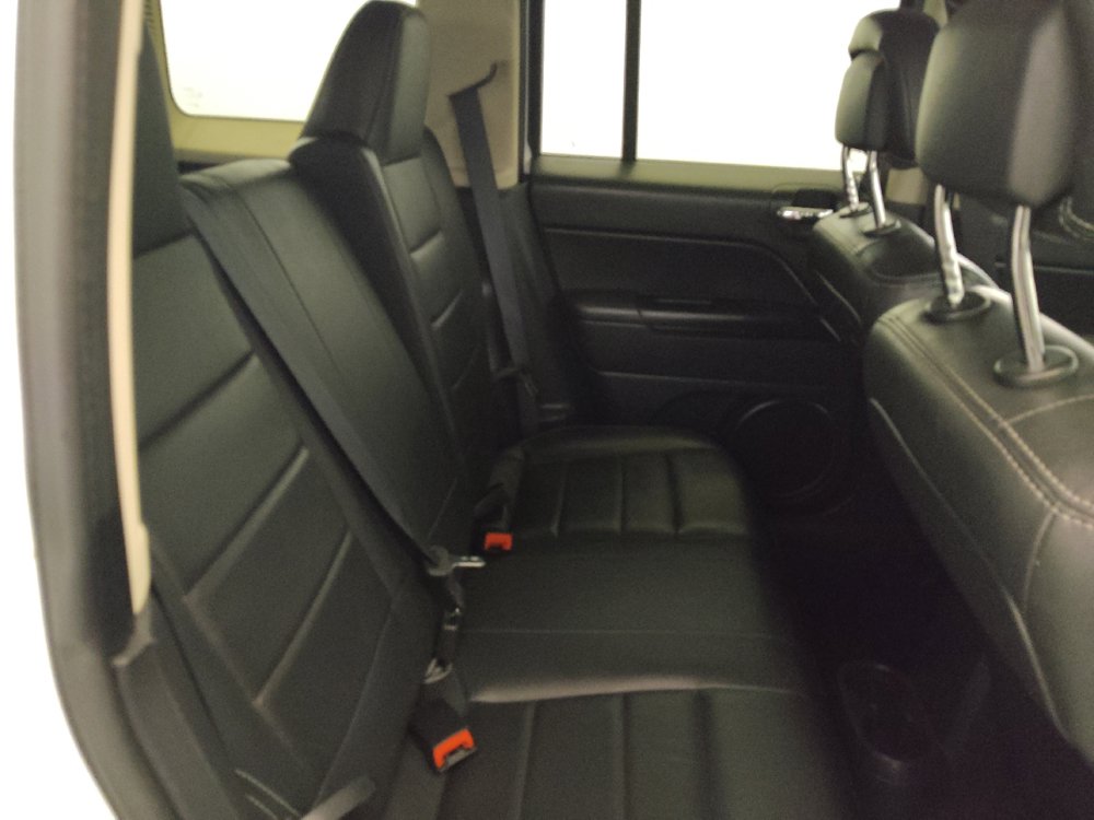 Used 2015 Jeep Patriot High Altitude AWD/4WD image 19