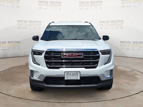 Used 2024 GMC Acadia Elevation FWD image 8