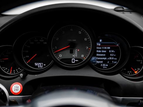 Used 2017 Porsche Cayenne S image 65