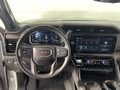 Used 2024 GMC Sierra 2500 AT4 w/ AT4 Premium Plus Package image 12