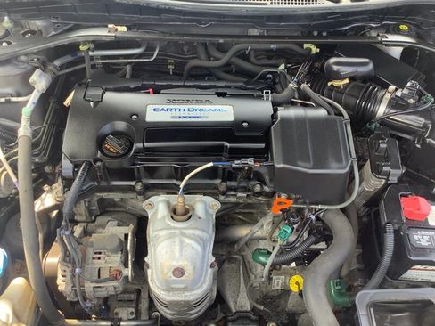 Used 2015 Honda Accord EX image 9