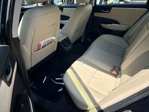 Used 2020 Honda Clarity Touring image 6