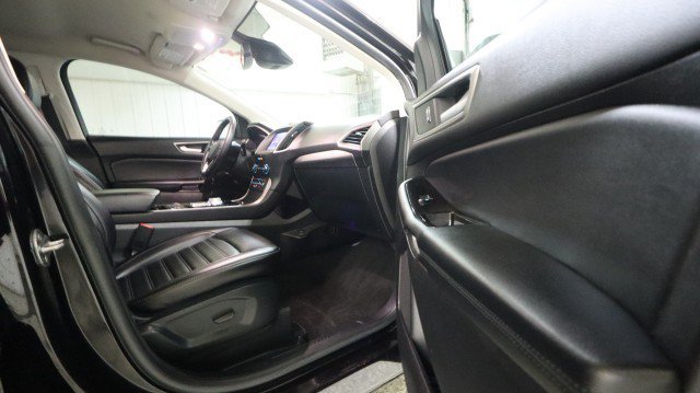 Used 2020 Ford Edge SEL w/ Convenience Package AWD/4WD image 10