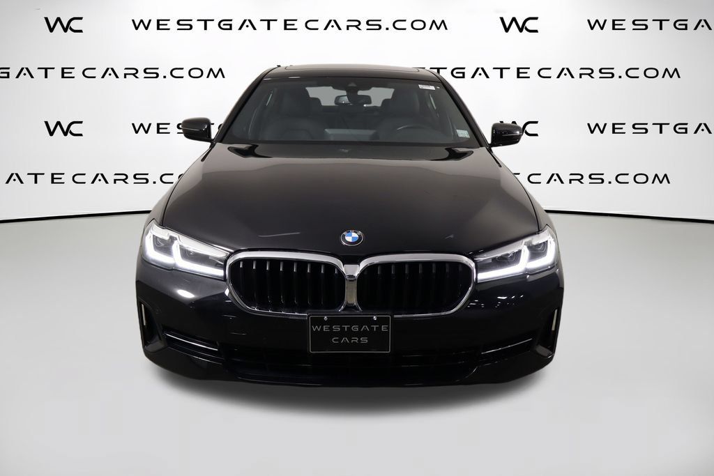 Used 2023 BMW 530i xDrive w/ Convenience Package AWD/4WD image 2