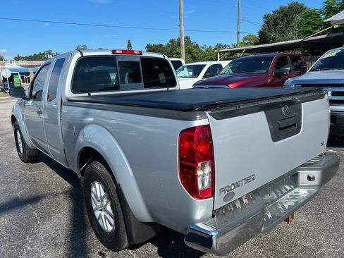 Used 2019 Nissan Frontier SV RWD image 5