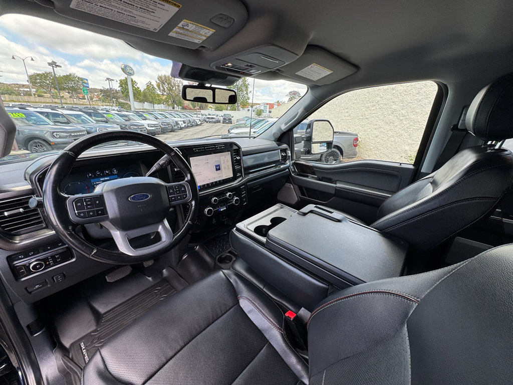 Used 2023 Ford F250 Lariat w/ Sport Appearance Package AWD/4WD image 17