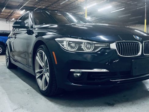 Used 2017 BMW 330i Sedan RWD image 10
