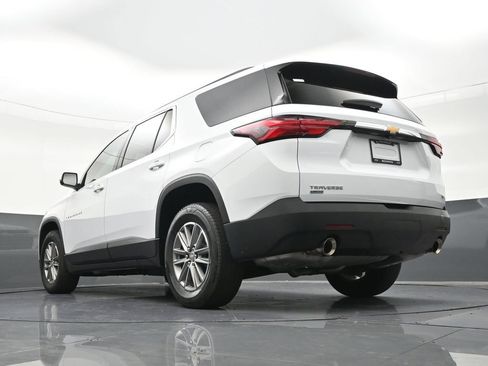 Used 2024 Chevrolet Traverse LT FWD image 28