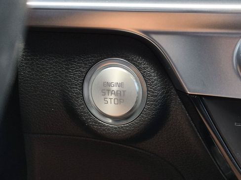 Used 2024 Kia Telluride SX Prestige AWD/4WD image 39