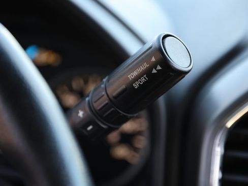 Used 2015 Ford F150 XLT w/ Equipment Group 302A Luxury image 24