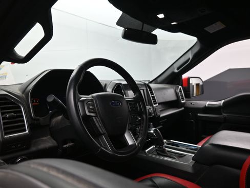 Used 2016 Ford F150 Lariat image 17