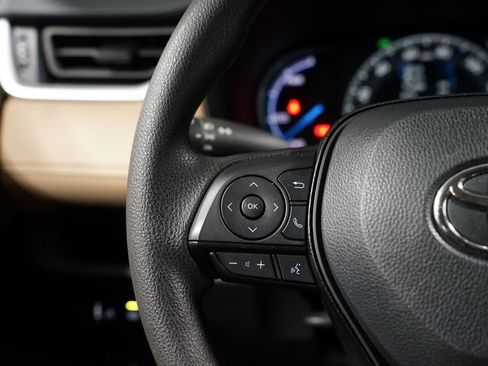 Certified 2024 Toyota RAV4 LE image 14