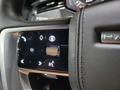 New 2025 Land Rover Range Rover SE image 15