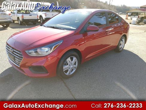 Used 2019 Hyundai Accent SE FWD image 1