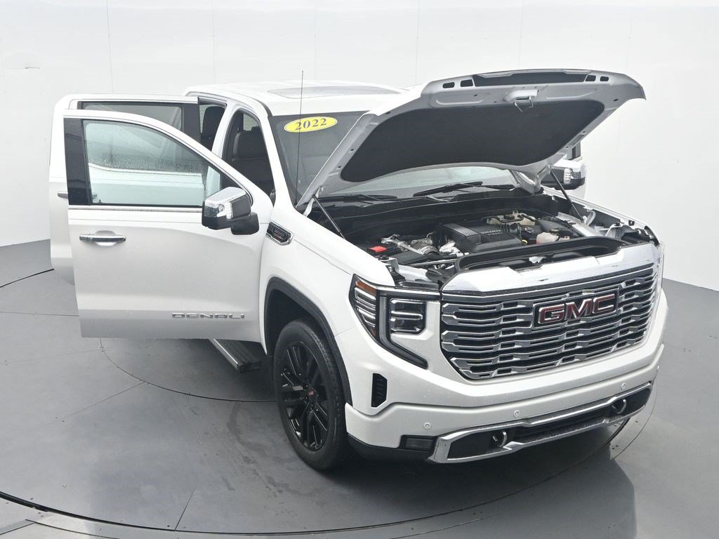 Used 2022 GMC Sierra 1500 Denali w/ Denali Reserve Package RWD image 39