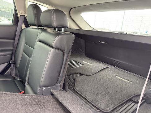 Certified 2024 Nissan Murano SV w/ SV Midnight Edition Package image 24