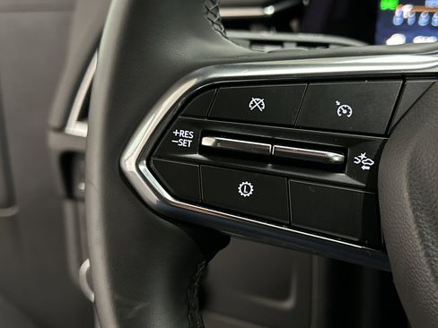 Used 2025 Chevrolet Tahoe LT image 32