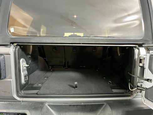 Used 2018 Jeep Wrangler Unlimited Sport S AWD/4WD image 27