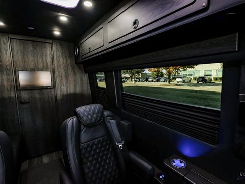 Used 2025 Mercedes-Benz Sprinter 3500 image 77