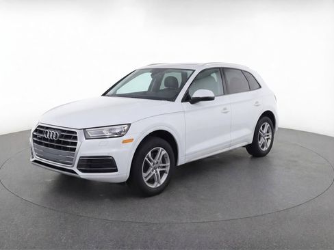 Used 2018 Audi Q5 2.0T Premium w/ Convenience Package image 3