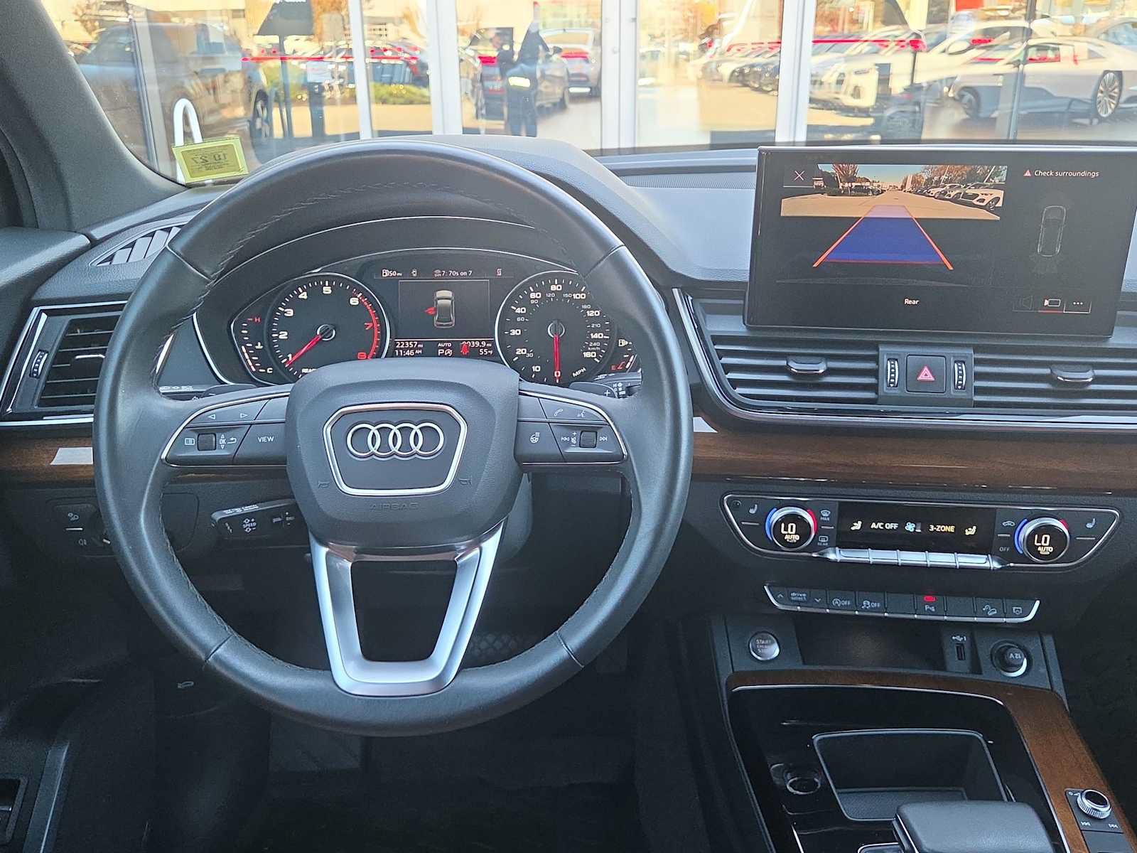 Used 2024 Audi Q3 2.0T Premium Plus w/ Premium Plus Package AWD/4WD image 19
