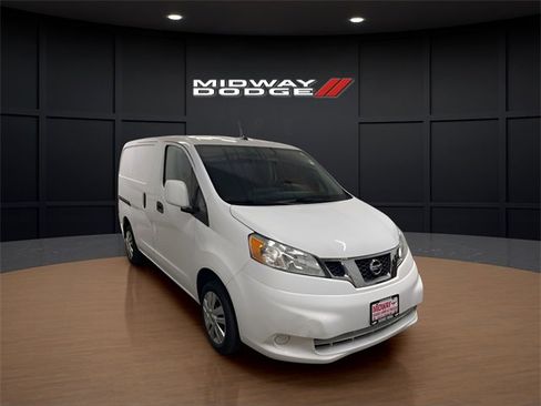 Used 2020 Nissan NV200 SV image 1