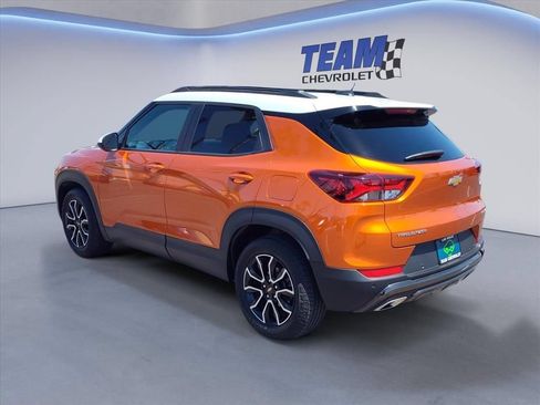Certified 2023 Chevrolet TrailBlazer ACTIV w/ Sun and Liftgate Package FWD image 3