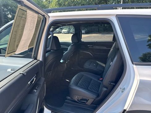 Used 2023 Kia Telluride SX Prestige X-Line AWD/4WD image 13