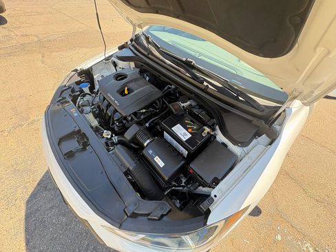 Used 2017 Hyundai Elantra SE w/ SE A/T Tech Package 03 FWD image 21