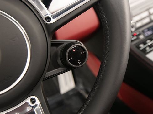 Used 2025 Porsche 718 Boxster GTS RWD image 30
