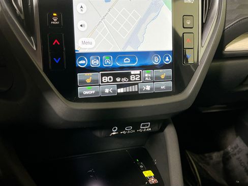 Used 2025 Subaru Forester Limited image 16