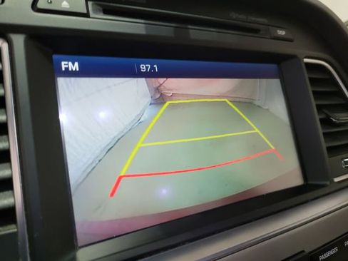 Used 2015 Hyundai Sonata Limited w/ Option Group 06 image 12