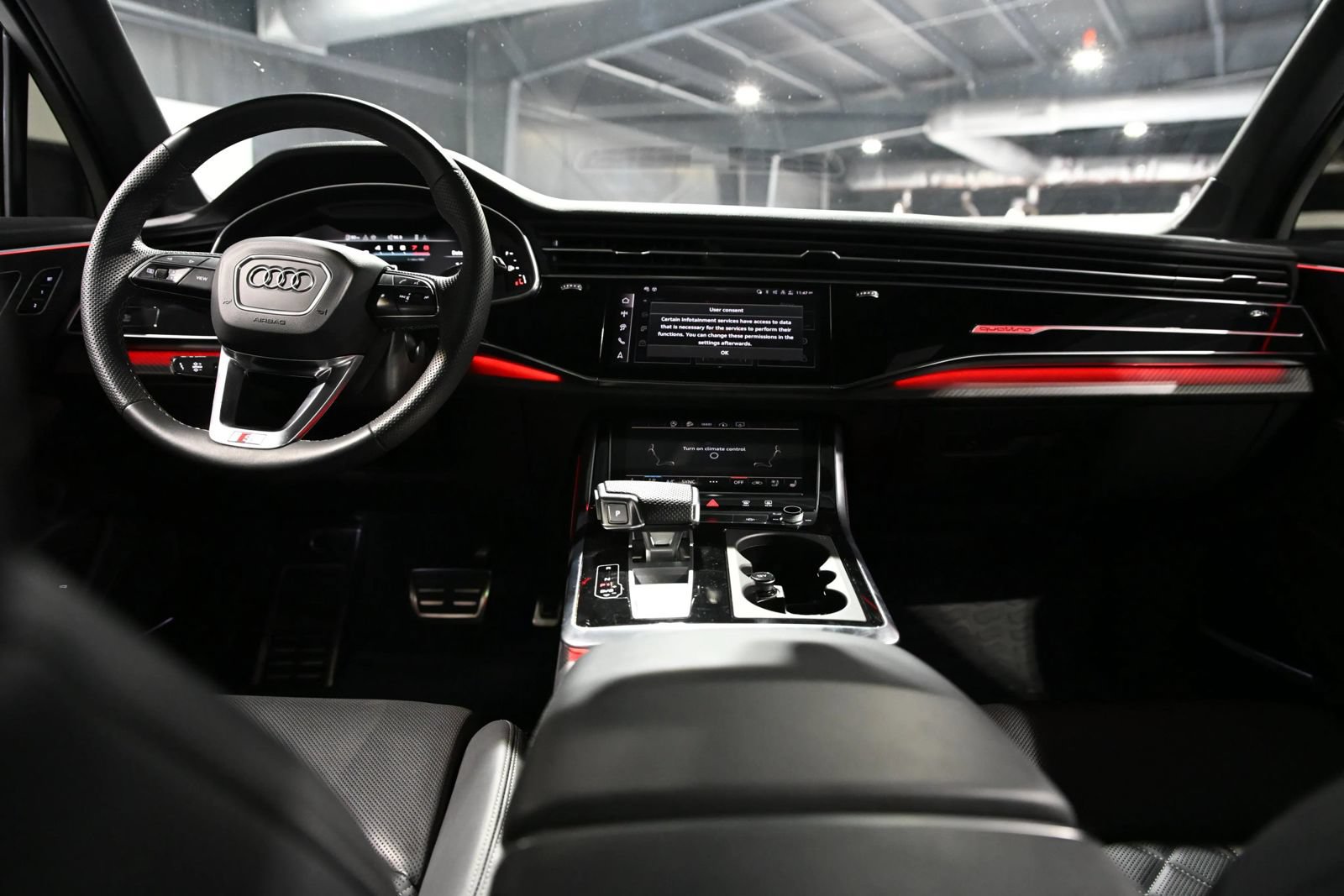 Used 2025 Audi SQ7 Premium Plus AWD/4WD image 19