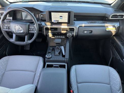 New 2026 Toyota Tacoma SR5 AWD/4WD image 4