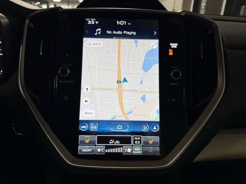 Used 2024 Subaru Ascent Limited w/ Technology Package image 11