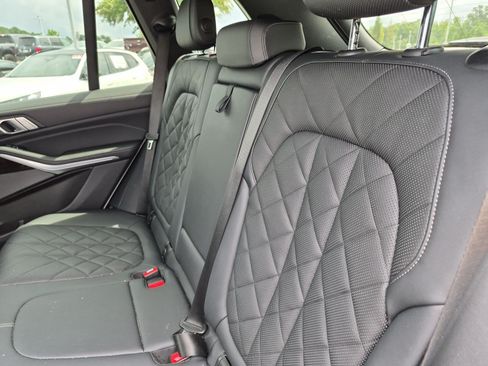 Used 2024 BMW X5 xDrive40i w/ M Sport Package AWD/4WD image 30