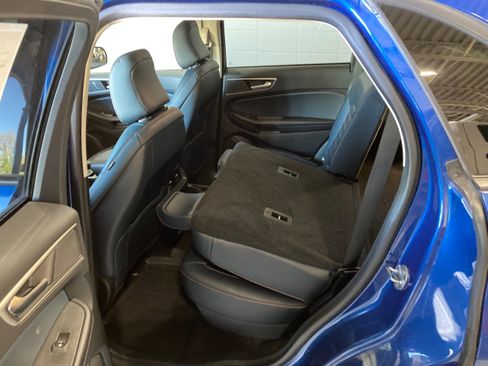 Used 2023 Ford Edge SEL w/ Sport Appearance Package image 18