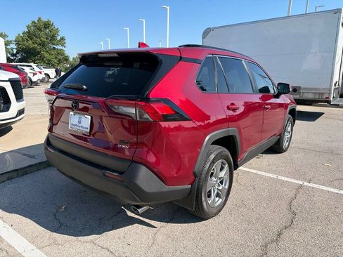 Used 2025 Toyota RAV4 XLE w/ Convenience Package AWD/4WD image 3