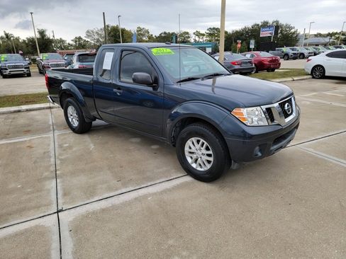 Used 2017 Nissan Frontier SV image 7